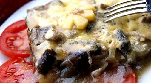 Картофель с грибами в духовке