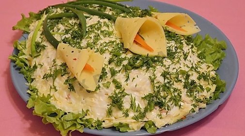 Салат Каллы с курицей и ананасами