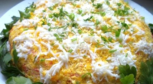 Салат куриный слоеный