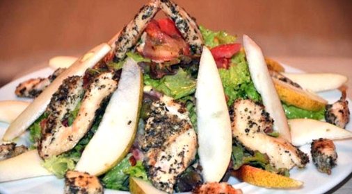 Салат с грушей