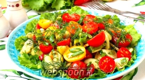 Летний овощной салат с физалисом