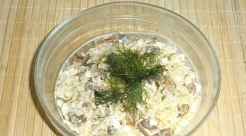 Салат с масляной рыбой