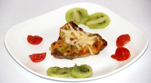 Свинина с киви в духовке