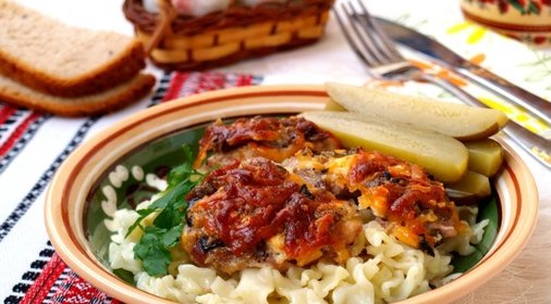 Свинина запечённая в духовке с шампиньонами