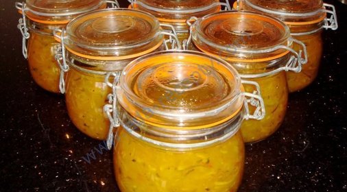 Салат из кабачков с морковью и майонезом