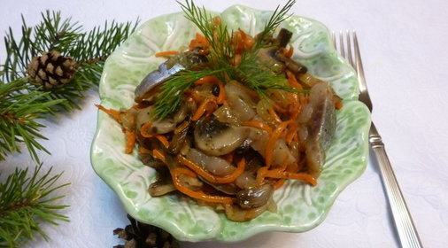 Салат с селедкой и грибами