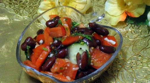 Салат с красной фасолью