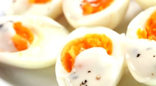 Яйца под майонезом