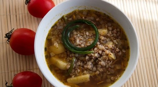 Гречневый суп с сушеными грибами