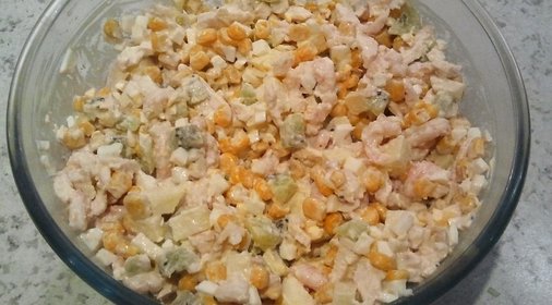 Салат с киви и креветками