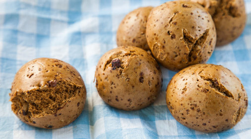 Рыбный салат с фасолью