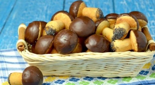 Грибочки из теста