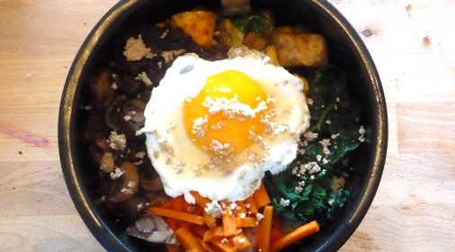 Салат с корейской морковкой и курицей