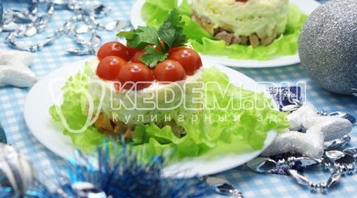 Салат с копчёной курицей «Красивый»
