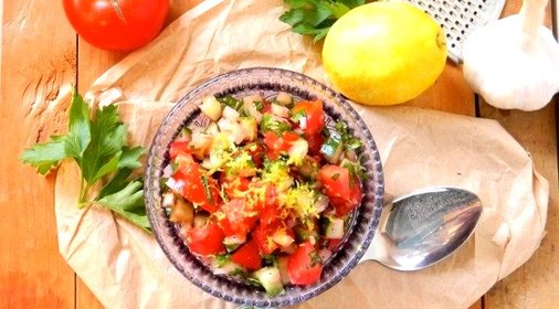 Израильский рубленый салат