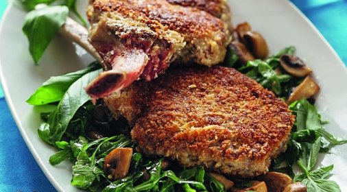 Загребские телячьи котлеты с салатом