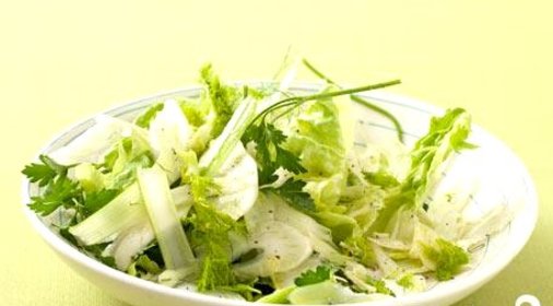 Салат из фенхеля с петрушкой