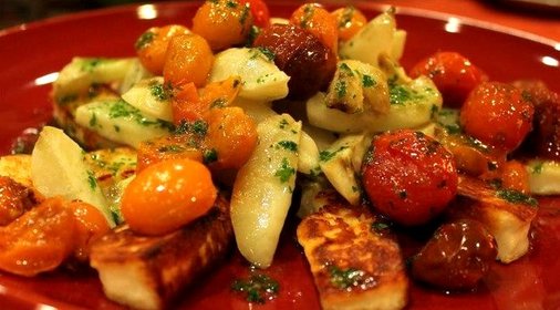 Теплый салат из топинамбура