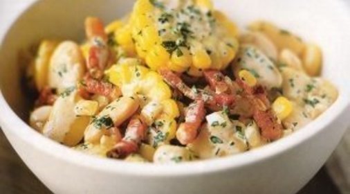 Салат из фунчозы с овощами и креветками