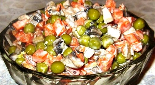 Салат из тушеной моркови