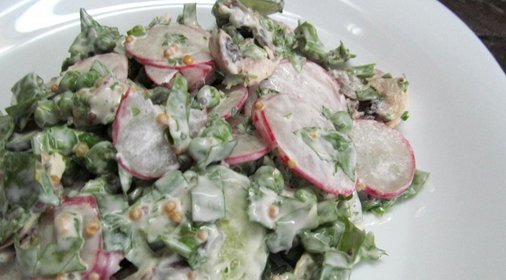 Салат из редиса с горошком