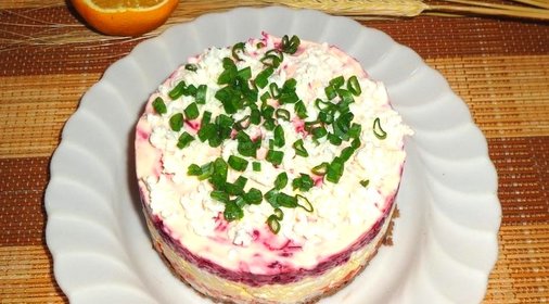 Салат с печенью и свеклой