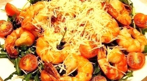 Итальянский зеленый салат с креветками