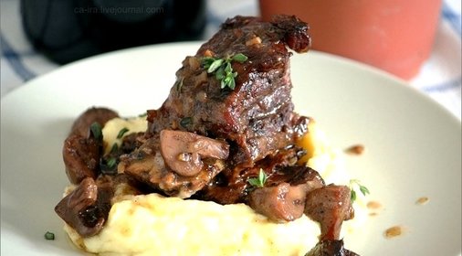 Говяжьи рёбрышки в вине