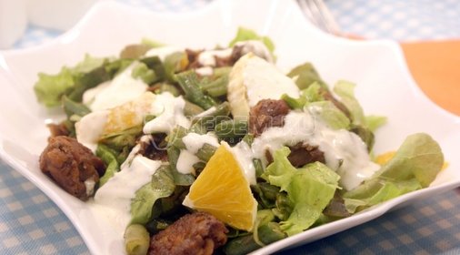 Салат с куриной печенью