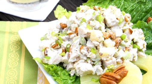Салат из индейки с ананасом