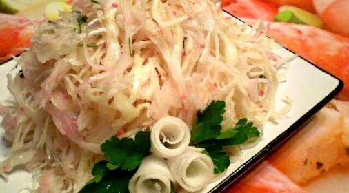 Капустный салат с редькой и хреном