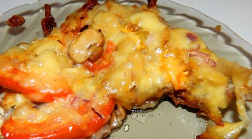 Мясо по‑французски с грибами
