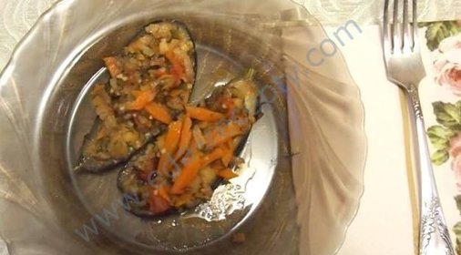 Баклажаны фаршированные овощами