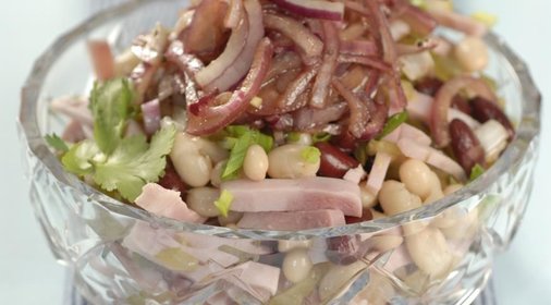 Салат из фасоли с бужениной