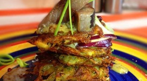 Балтийская селедка с картофелем рёсти и нежным горчичным соусом