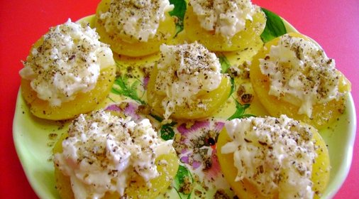 Салат в персиках