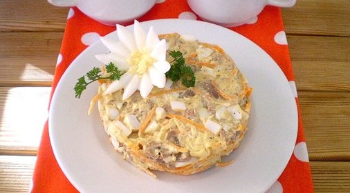 Вкусный салат с корейской морковкой