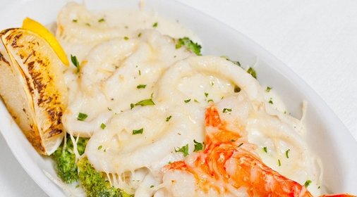 Кальмары в сметанном соусе