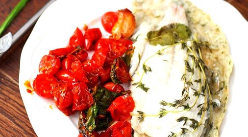 Дорада в тесте с мятой и тимьяном