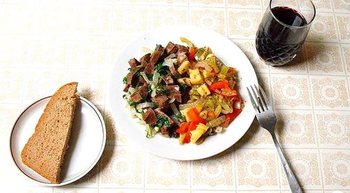 Телячье сердце с овощами