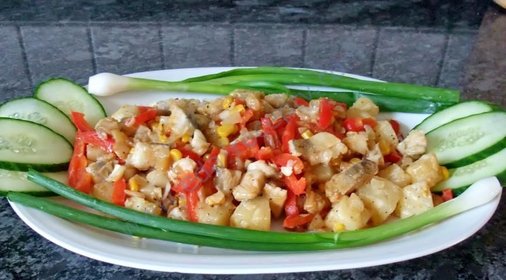 Рыба с ананасами