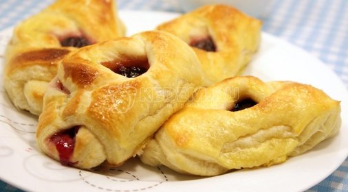 Салат из свеклы, яблок и хрена