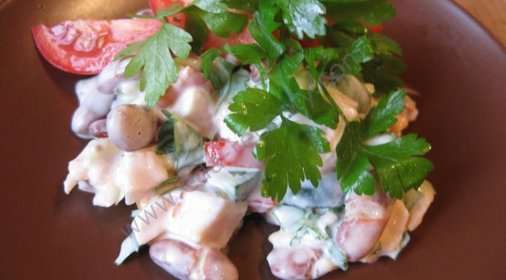 Салат курица красная фасоль