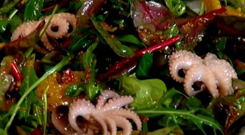 Салат с осьминогами в рассоле