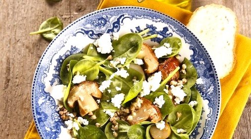 Cалат с пророщенной гречкой