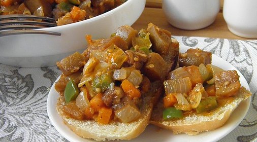 Икра из баклажанов кусочками