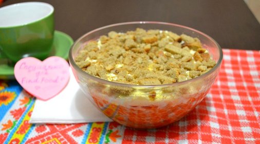 Салат слоеный с килькой в томате