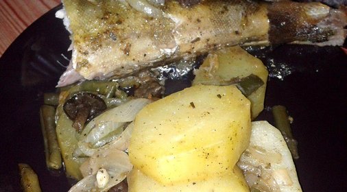 Рыба Терпуг запеченная с овощами