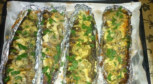 Сом, запечённый в фольге