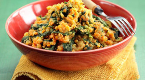 Теплый салат из чечевицы и тыквы